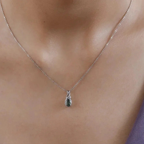 Tanzanian Natural Green Apatite and White Zircon Ring and Pendant Necklace - Picture 8 of 8